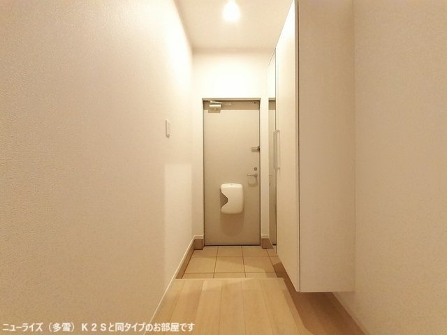 セレッソフローラーリアＤの玄関