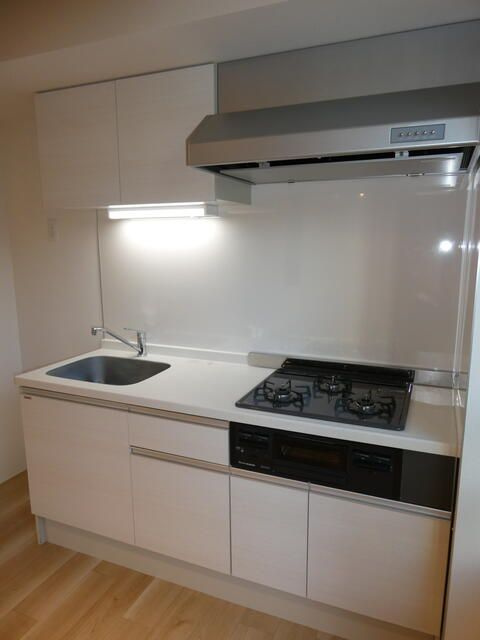 ＳＯＵ三軒茶屋Ⅱのキッチン|■２口ガスコンロシステムキッチン