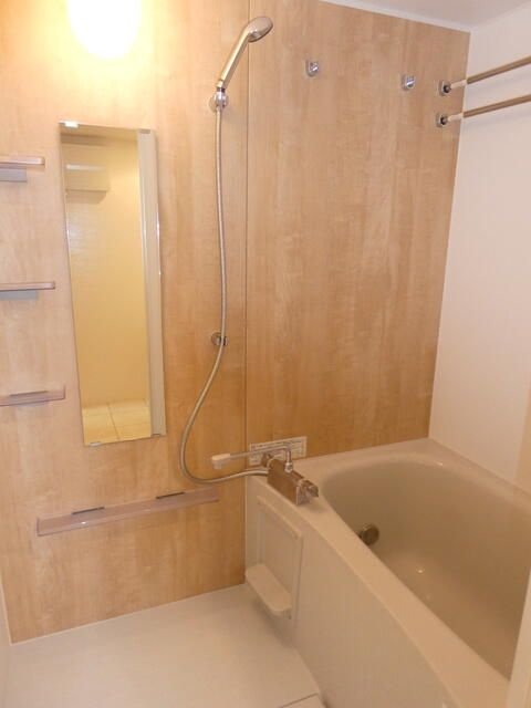 ＳＯＵ三軒茶屋Ⅱの浴室|■浴室暖房乾燥機能■オートバス