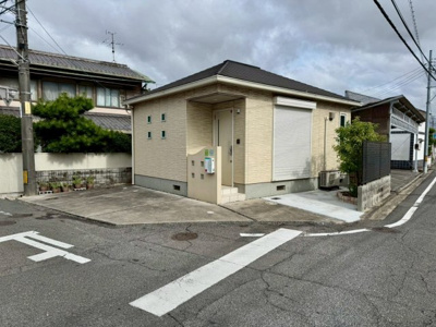 【外観】 | 中古一戸建　倉敷市日吉町　1DK　平屋建 | 積水ハウス施工の平屋建住宅です。