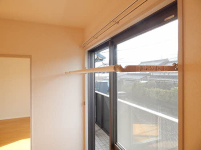 【バルコニー】 | コンフォート山川 | バルコニーがあります