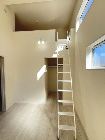 【収納】 | 福岡市東区高美台3丁目2期　2号棟（全2棟）【仲介手数料無料・0円】 | 現地写真。