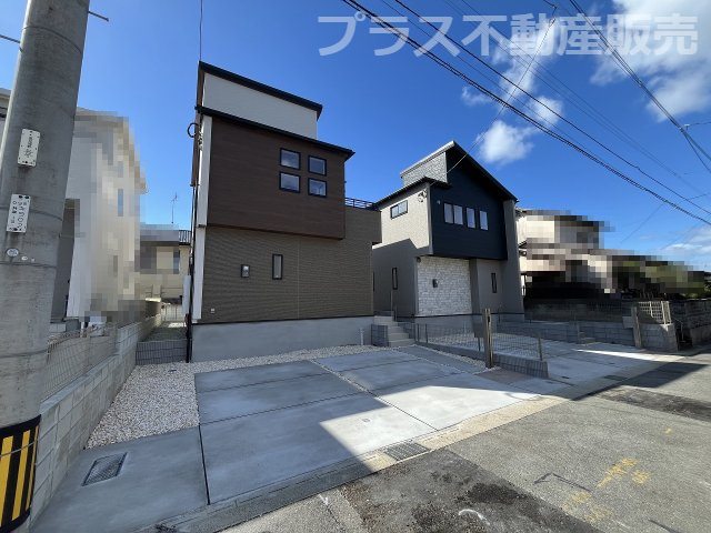 【外観】 | 福岡市東区高美台3丁目2期　2号棟（全2棟）【仲介手数料無料・0円】 | 完成しました。物件内部もご見学頂けます。プラス不動産販売にお任せ下さい。