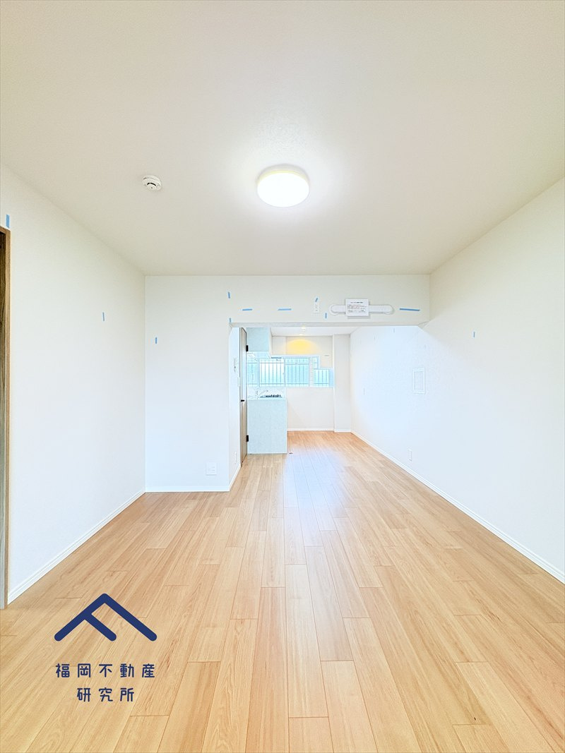 ローレルハイツ南福岡三号棟の居間・リビング