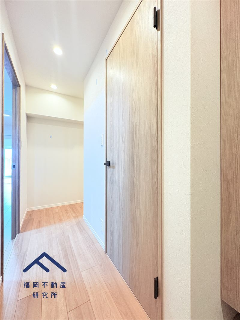 ローレルハイツ南福岡三号棟の玄関
