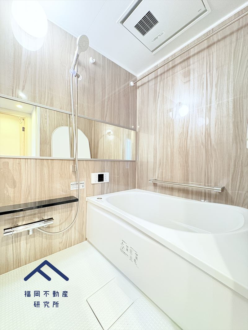 ローレルハイツ南福岡三号棟の浴室