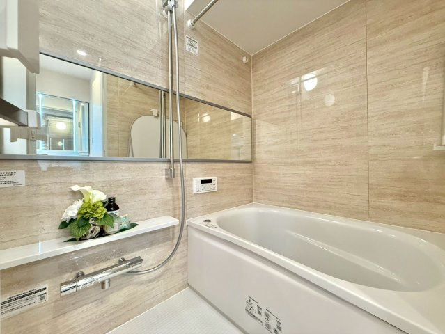 ベルディ早稲田東の浴室|外が雨の日でも安心。お洗濯物にも対応できる浴室乾燥機付きです！

現地ご見学希望・資料請求などお気軽にお問い合わせ下さい！
03-5990-5201