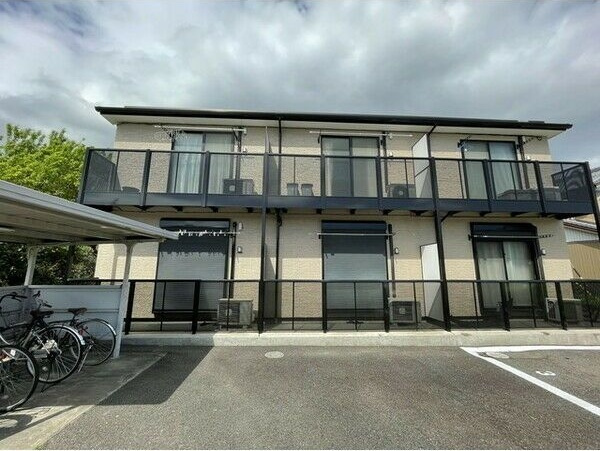 アンプルール リーブル サンモール　　刈谷市近郊の賃貸はクラスホーム刈谷店の駐車場