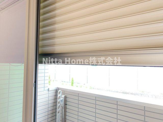 サングレイスの設備|シャッター・雨戸付きで防犯対策も◎