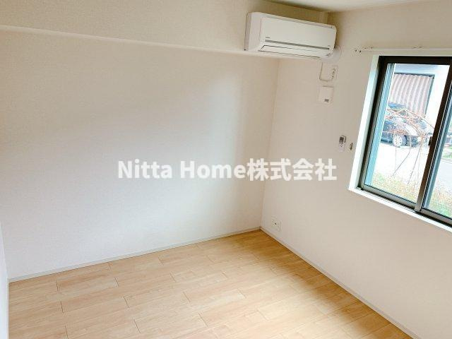 サングレイスの洋室|各居室にエアコン設置済みです！