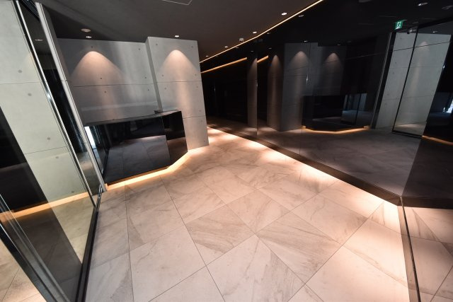 エスレジデンス南堀江のエントランス|建物の内部です