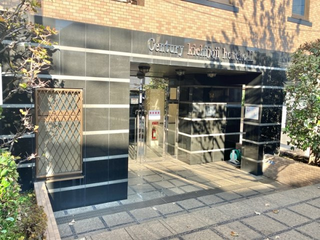 センチュリー吉祥寺本町Ⅱのエントランス