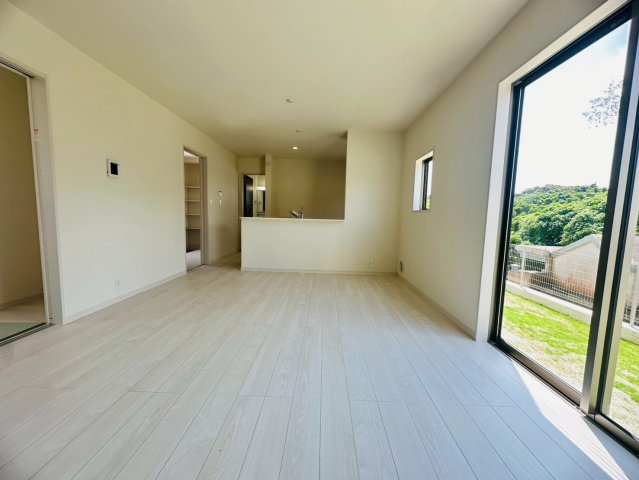 ■■豊見城市伊良波第２－2号棟（全４棟）の居間・リビング|※参考写真※