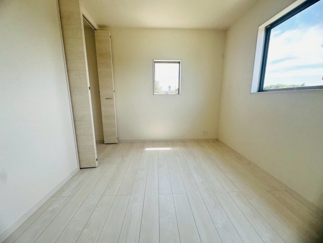 ■■豊見城市伊良波第２－2号棟（全４棟）の洋室|※参考写真※