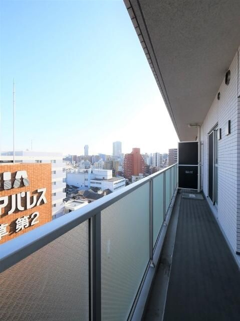 ジェノヴィア浅草Ⅲグリーンヴェールのバルコニー