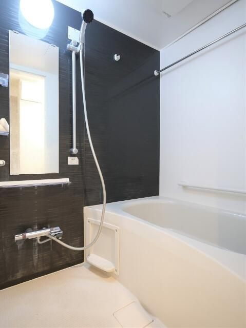 ジェノヴィア浅草Ⅲグリーンヴェールの浴室