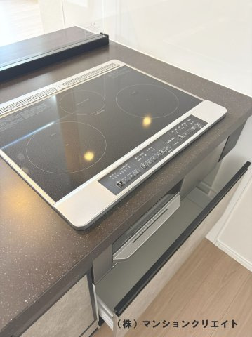 ビブレ高木（分譲ガレージ付き）のキッチン