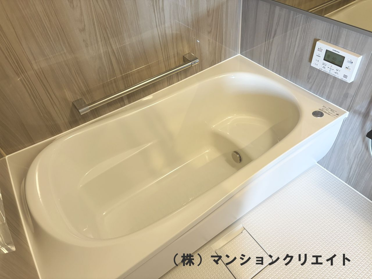 ビブレ高木（分譲ガレージ付き）の浴室