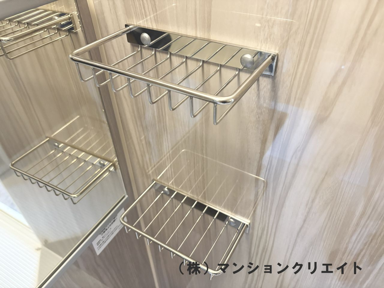 ビブレ高木（分譲ガレージ付き）の浴室