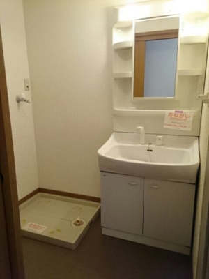 【洗面所】 | アレグリアⅠ | コンパクトで使いやすい洗面所