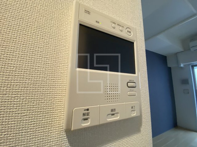 【セキュリティ】 | セレニテ心斎橋グランデ | セレニテ心斎橋グランデ　TV付モニターフォン