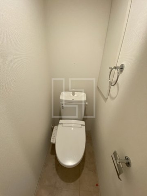 【トイレ】 | セレニテ心斎橋グランデ | セレニテ心斎橋グランデ　温水洗浄便座