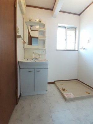 【洗面所】 | ガーデンハイツ | 使いやすい洗面所です