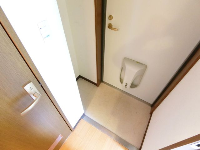 フィルハウス須賀の玄関|同物件別部屋イメージ写真