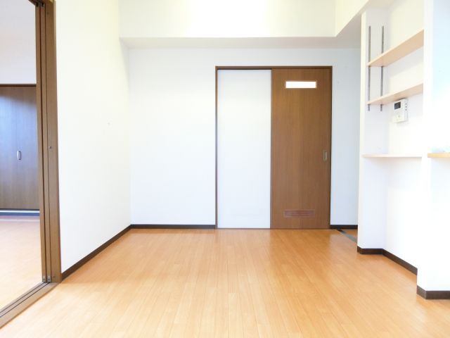 フィルハウス須賀の居間・リビング|同物件別部屋イメージ写真