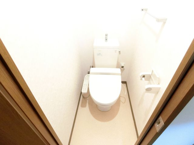 フィルハウス須賀のトイレ|同物件別部屋イメージ写真