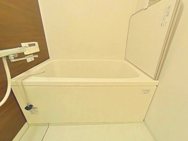 ラ・シャトーサンクの浴室|日々の疲れを癒すお風呂付です