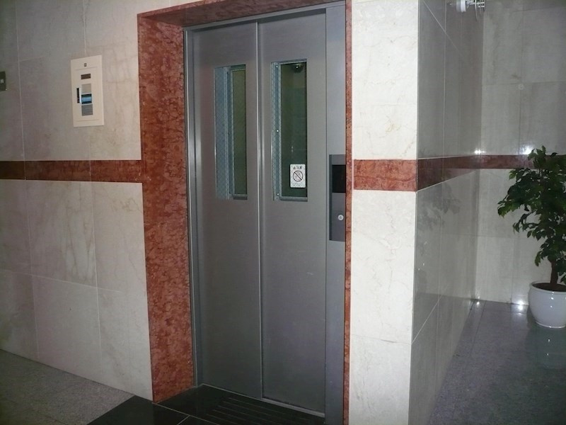 ラ・シャトーサンクのその他共用部分|エレベーター