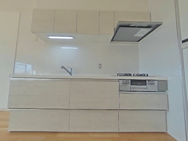 ラ・シャトーサンクのキッチン|お料理しやすいシステムキッチン