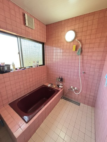 【浴室】 | 菊池市赤星 | ☆浴室は一坪以上でゆったりと入浴できます☆