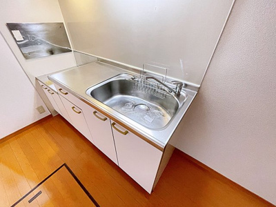 【キッチン】 | Breeze YAMADA【名古屋市賃貸・メゾネット】