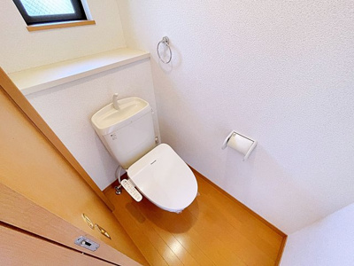 【トイレ】 | Breeze YAMADA【名古屋市賃貸・メゾネット】