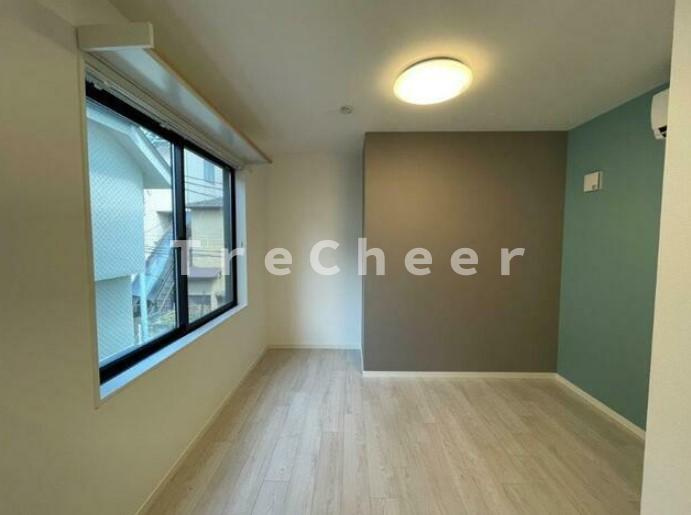 グランツ東新宿の居間・リビング