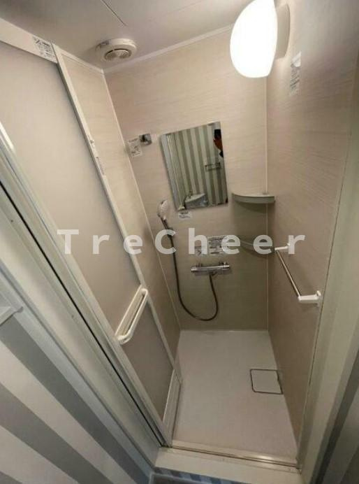 グランツ東新宿のシャワールーム