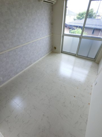 サンモール・アヴァンセの洋室