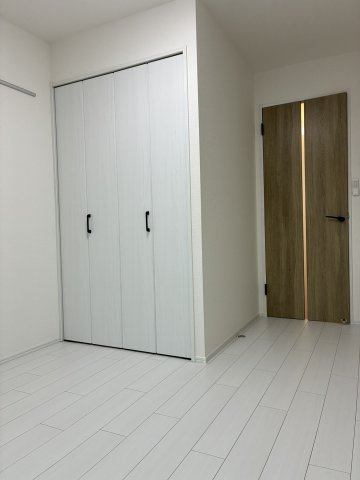 ラグゼフラット東六郷の居間・リビング