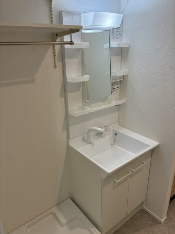 ラグゼフラット東六郷の洗面所