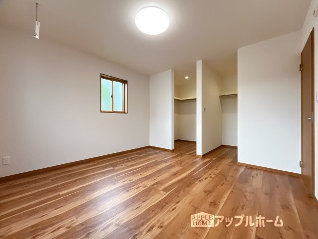 【新築戸建】深谷市荒川 第1期 の洋室|２階居室は全室収納あり！たっぷりある収納活用でお部屋もキレイを保てます♪