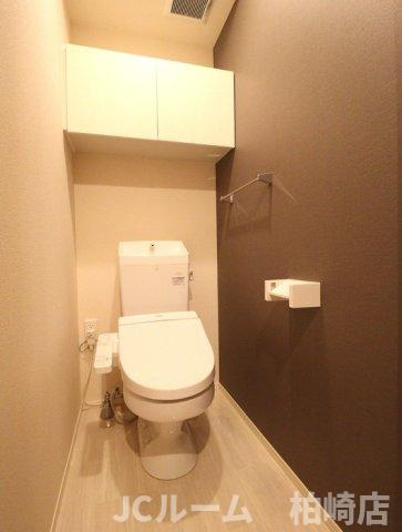 柏崎市松波３丁目のアパートのトイレ