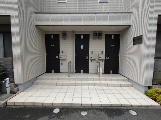 シュペリュールⅡのエントランス|ペットが飼育できる旭化成ヘーベルメゾン