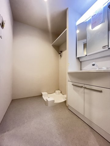 大阪市旭区千林１丁目の賃貸マンションの独立洗面台