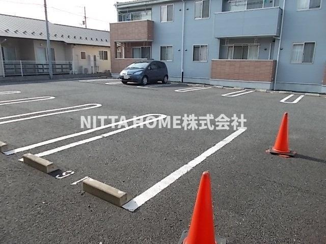 ミップルハウスＢの駐車場|敷地内に２台分の確保があります◎
