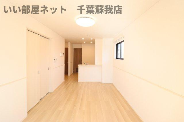 ヴィラ・オアシスの居間・リビング|使いやすい居間です