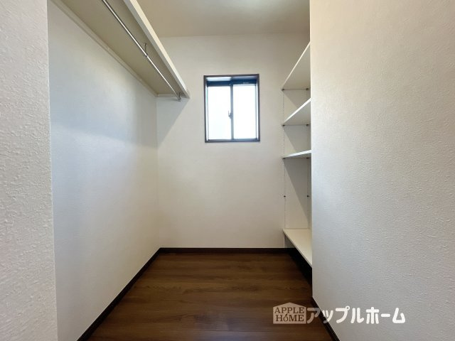 深谷市原郷 新築一戸建て 第5期 全11棟の収納|キッチン横にも大容量の収納スペースあり