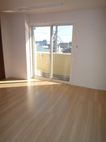 Bright Halu 　westの居間・リビング