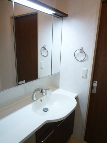 Bright Halu 　westの洗面所